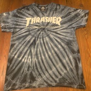 THRASHER skateboard Magazine tshirt womens size small, navy tie dye (bin F)